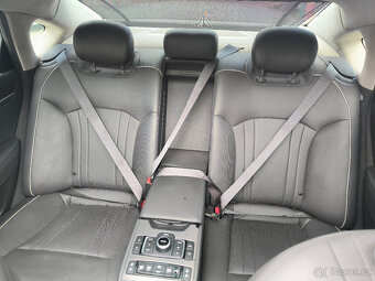 Hyundai Genesis 3,8 HTRAC - 2