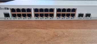 MikroTik CRS326-24G-2S+RM - 2