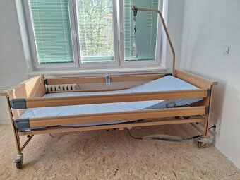 Elektrická polohovací postel - 2