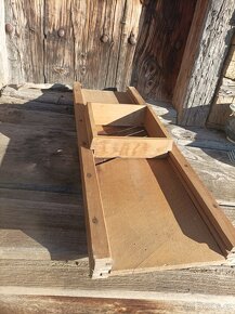 STAROŽITNÝ CETLÍK NA ZELÍ - 2