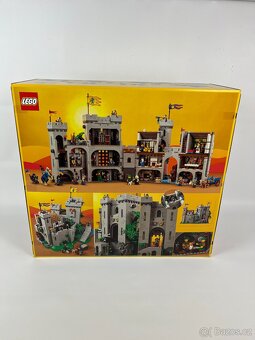 NOVÉ Lego 10305 Hrad Lvího Rytíře - 2
