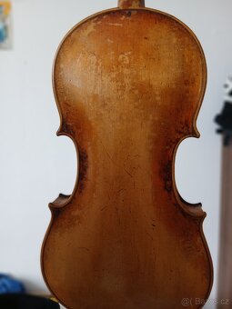 Staré housle - 2