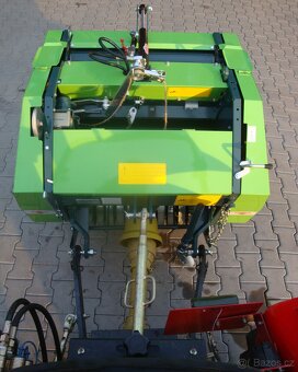 Balíkovač STAR mini balíkovač Lis 7050 - 2