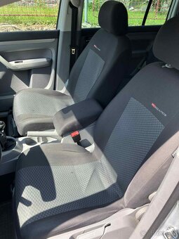 Potahy VW Touran 2003-2010 - 2