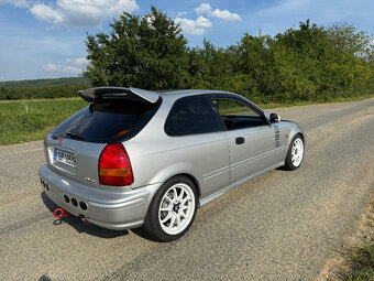 Honda Civic 6g - 2