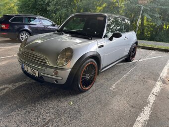 Mini cooper ONE - 2
