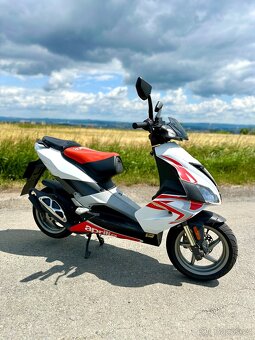 Prodám skútr Aprilia SR 50 - 2