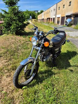 Suzuki GN 125 černá - 2