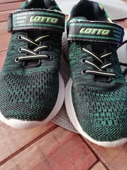 Sportovní boty a sálovky - 2