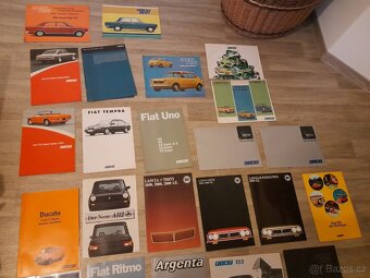 Prospekty Fiat a Lancia 70. a 80. leta historické - 2