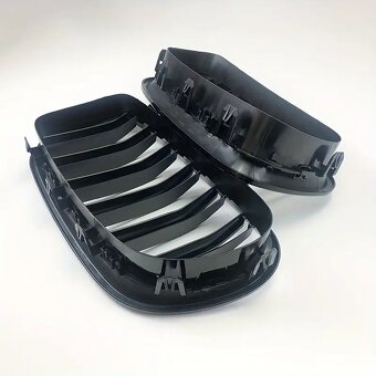 GRIL MŘÍŽKA BMW F10 F11 M5 - 2