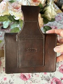 Nová dokladová kapsa s volným závěsem na opasek - 2