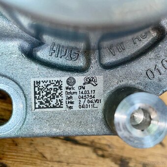 Čerpadlo chladící kapaliny VW 2.0 TDI 04L01 - 2