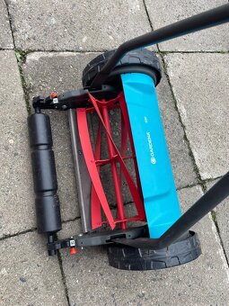 Nova rucni vřetenová sekačka Gardena 330 - 2