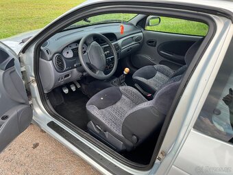 Sháním sedačku řidiče do Renault Mégane Coupe/Coach 1998 - 2