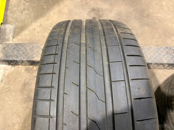 2ks letní pneu Hankook 245/45/19 - 2