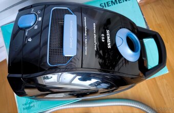 Podlahový vysavač Siemens VSQ5X1230 - 2