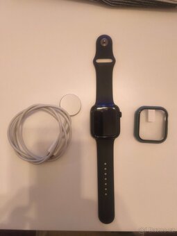 Prodám Apple watch series 7 - 2