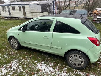 Opel Corsa D 1.2i ND - 2