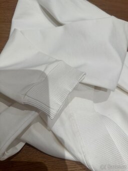 Dívčí svetřík - 2