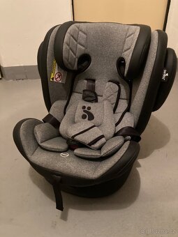 Dětská autosedačka. - 2
