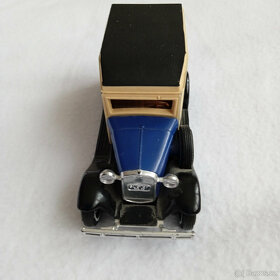 Model auta Ford (Matchbox) - 2