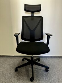 kancelářská židle s podhlavníkem - 2