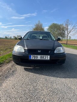 Honda Civic 6g - 2
