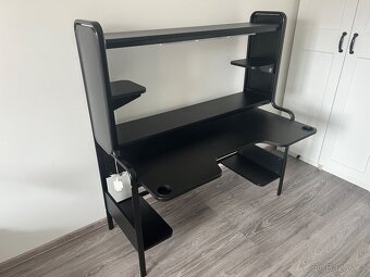 PRODÁM Počítačový stůl - 2