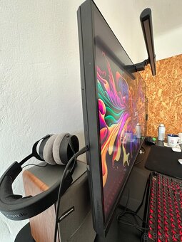 LCD monitor Quad HD 2560 × 1440 - 2