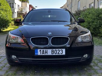BMW Řada 5 E61 520i 125kW Facelift Kůže Navi Xenony Tažné - 2