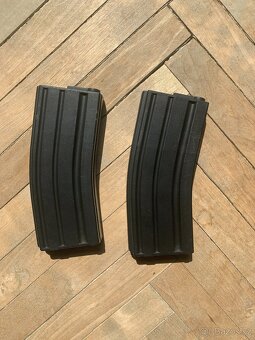2x plastový Mid-Cap zásobník pro airsoftové zbraně - 130 BB - 2