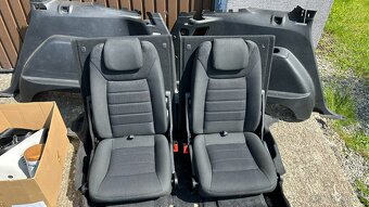 Kompletní třetí řada sedaček Ford S-max - 2