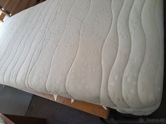 2x krásné matrace 90 x 200 x 20 vysoké - 2