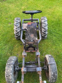 Rám na malotraktor domácí výroby - 2