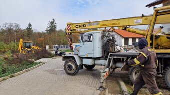 Autojeřáb Praga V3S - 2