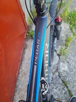 Autthor Pegas 29 - 2