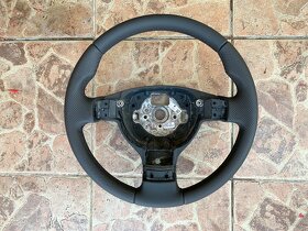 Volant VW Golf 5 s bicepsy RS. - 2