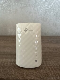 TP-LINK RE200 AC750 Dual Band Wi-Fi Range Extender - 2