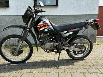 Suzuki DR 125 SE - 2