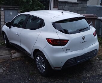 Renault Clio - 2