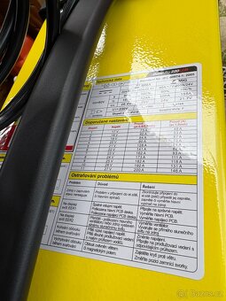 Svářečka CO2 - Kowax GeniMig 220 LCD,vč.příslušenství - 2