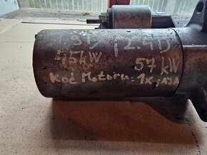 W Transporter 1,9D/2,4D Rok 93 Starter - 2