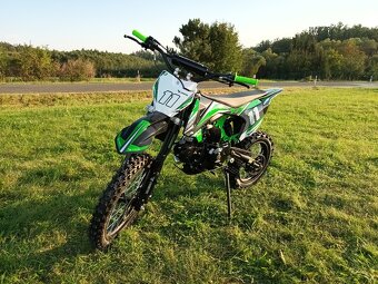 Pitbike Shark E-start 125ccm 17x14 zelená - 2