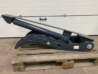 Pridržovací palec na bagr , minibagr , pridržovač , thumb - 2