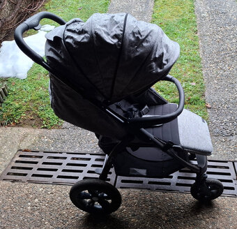 Sportovní kočárek Momi Miya EVA šedý - 2