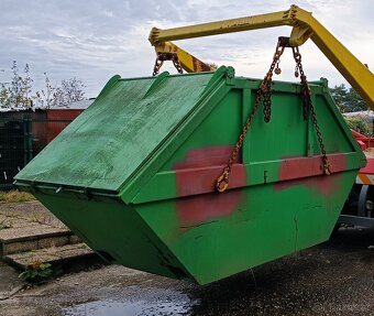 ŘETĚZOVÝ KONTEJNER - 2