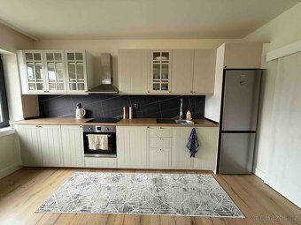 Prodej rekonstruovaného domu se dvěma bytovými jednotkami, H - 2