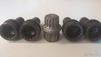 Bezpečnostní šrouby - 2