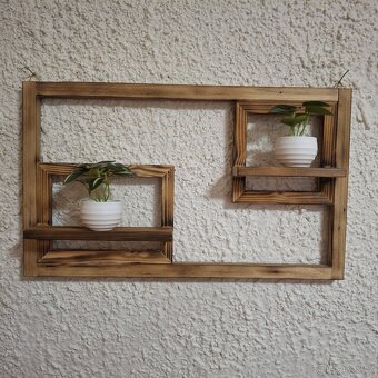 Větší dřevěná polička - 2